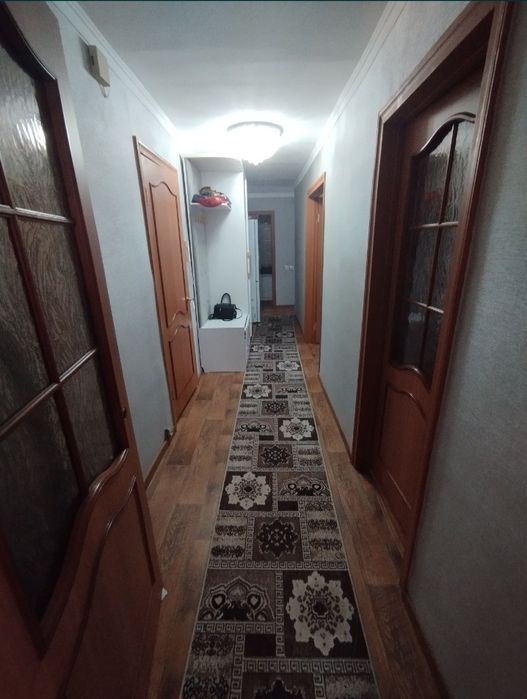 Продается 4-х комнатная на Республики