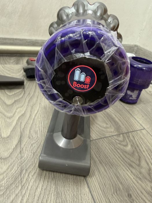 Прахосмукачка Dyson v11