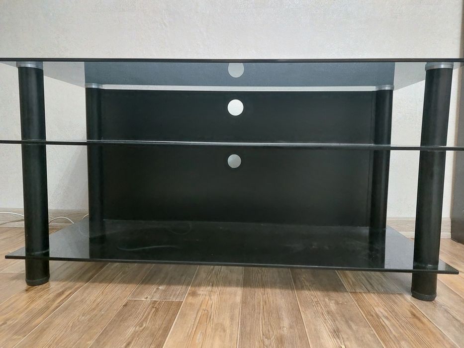 Стеклянная тумба