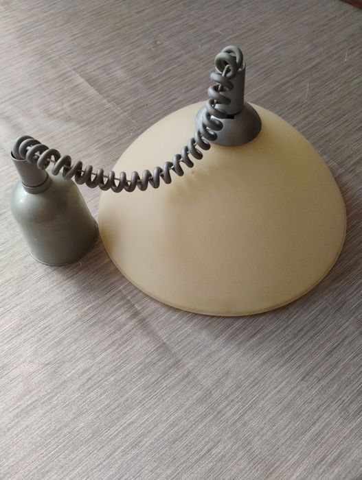 Употребявани осветителни тела.