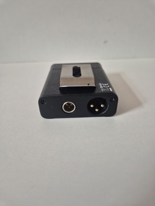 Vând set microfon saxofon/trompetă AKG