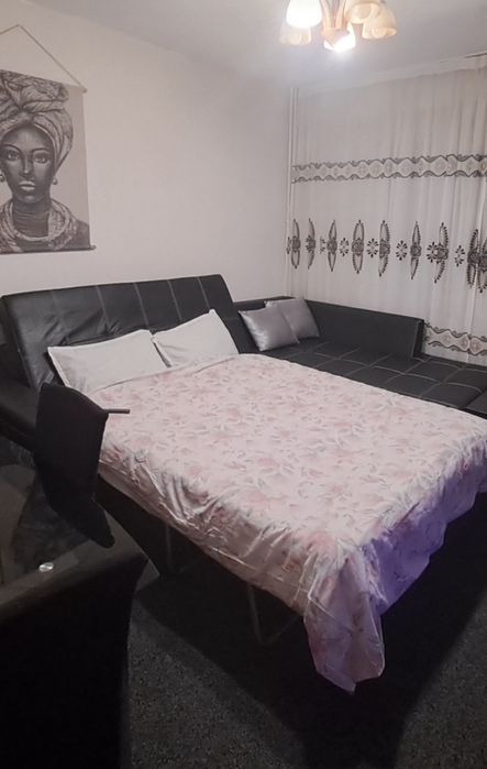 Продавам ъглов диван