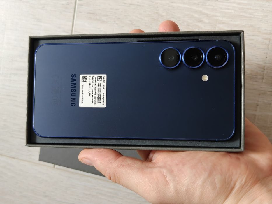 Samsung S25 128 gb Ram 12 5G EAC