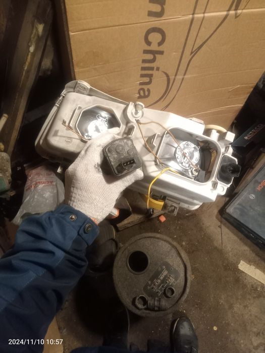 Фары  для пассат б4