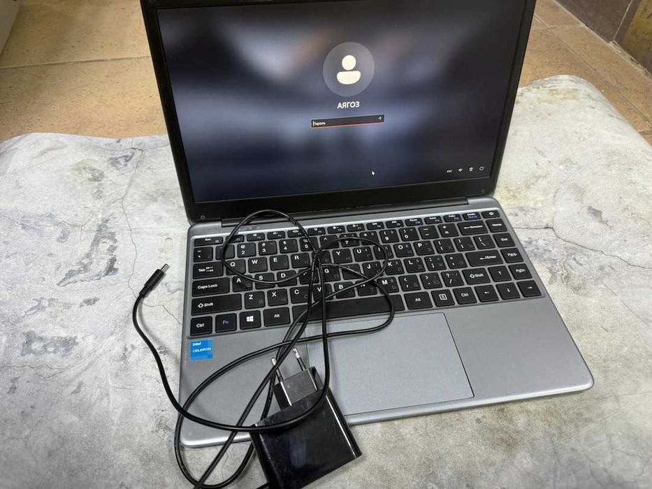 Продам ноутбук (0710 г.Уральск) 883333