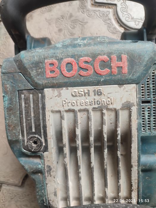 Продам отбойный молоток Bosch 16