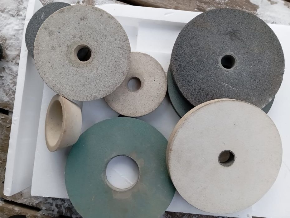 Продам круги абразивные.