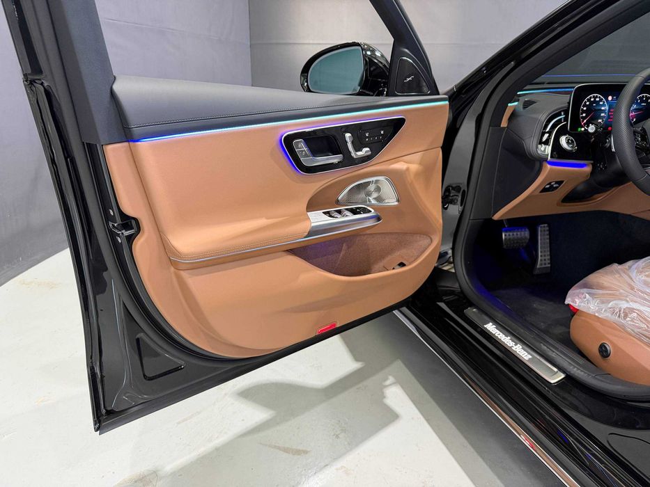 Mercedes Benz E300