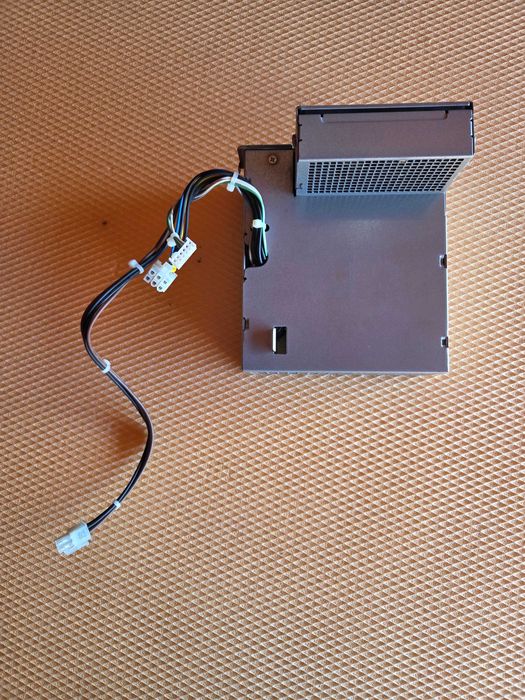 sursa  HP Compaq Pro 6300