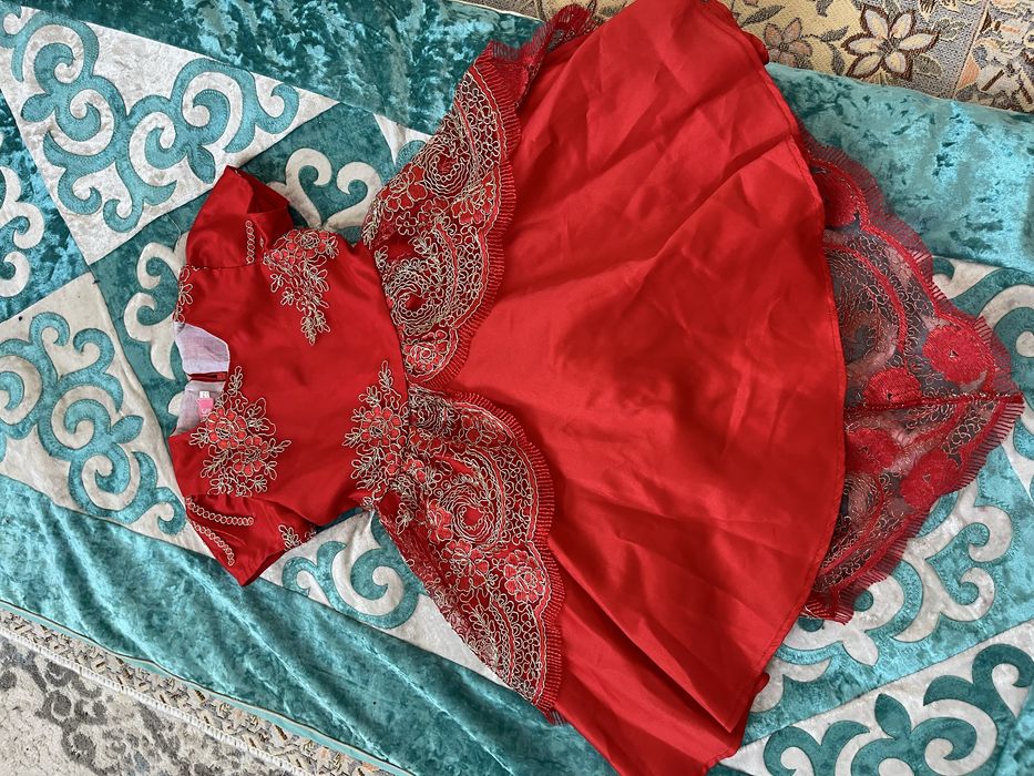 Платье детское нарядное