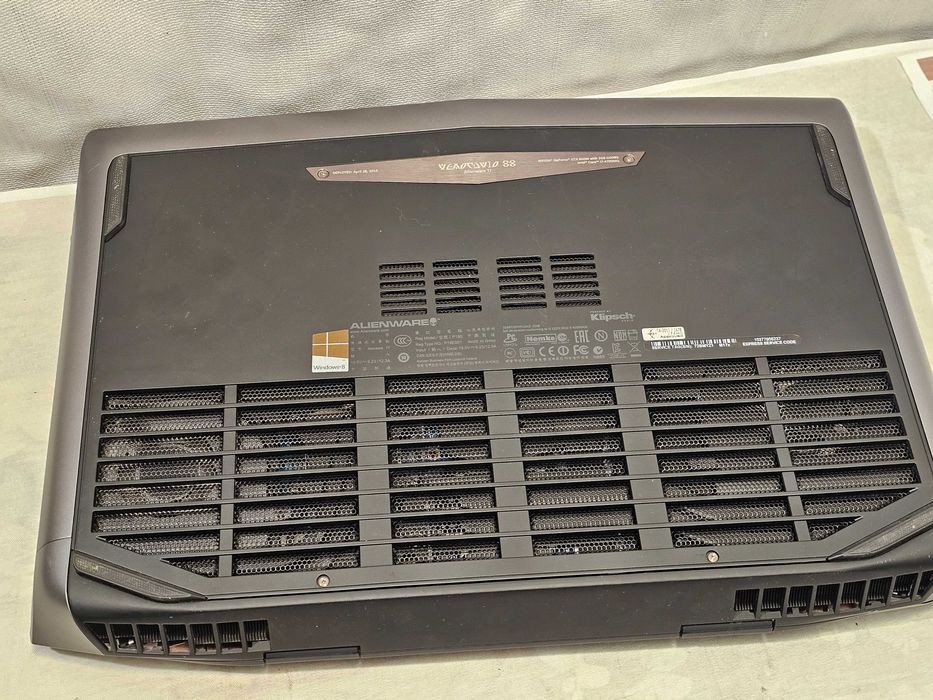Laptop "17 Gaming Alienware P18e001 Intel i7 GTX 860 SSD