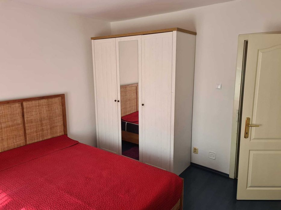 Inchiriez apartament 3 camere zona Apolo