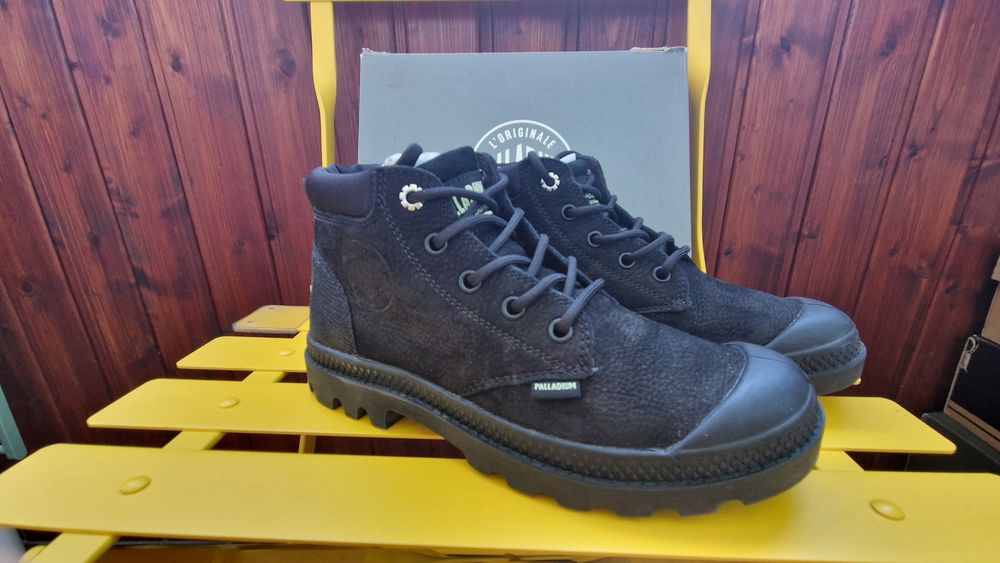 Ghete Palladium piele