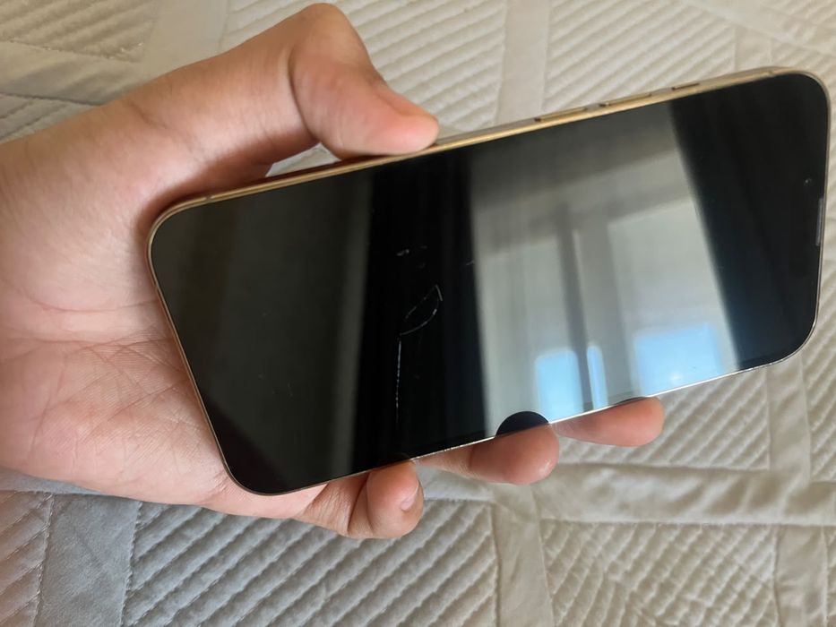 продам iphone 13 pro