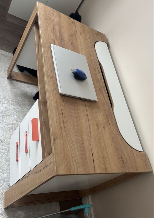 Письменный стол б/у