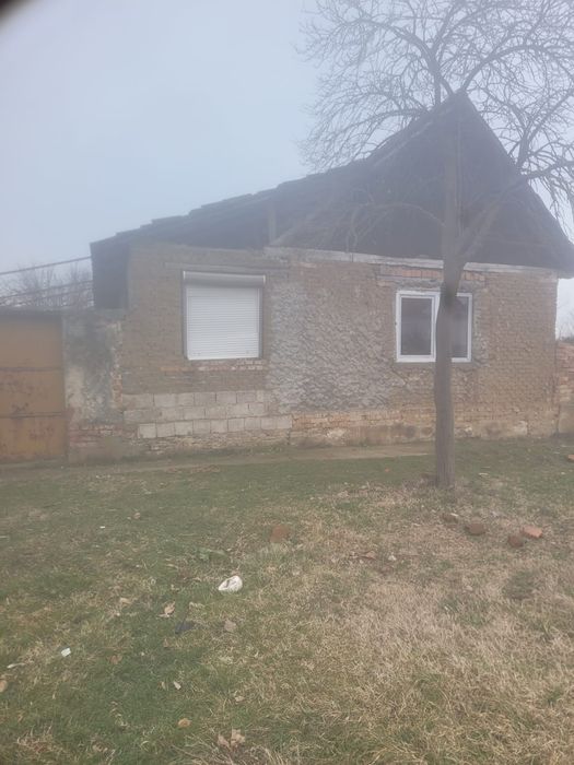 Casa.   la  tara