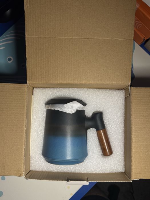 Cana ceramica cu sita pentru cafea