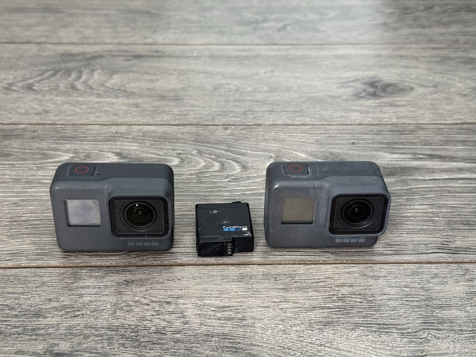 GoPro HERO5 Black + GoPro HERO+ (Wi-Fi)