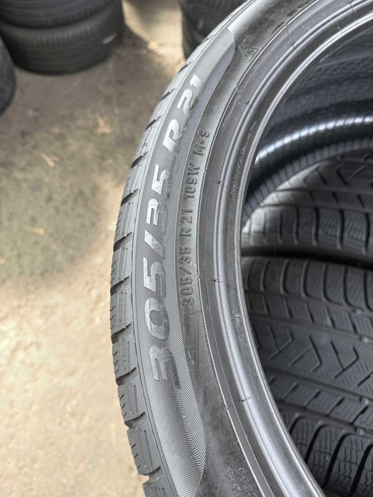 4x Anvelope iarna 305/35 r21 M+S - Pirelli Sotto Zero 3