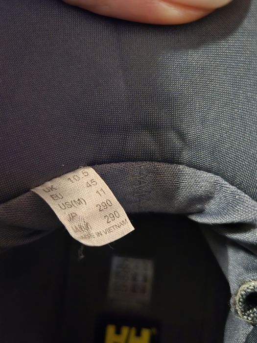 Мъжки зимни обувки Helly Hansen 45 ном