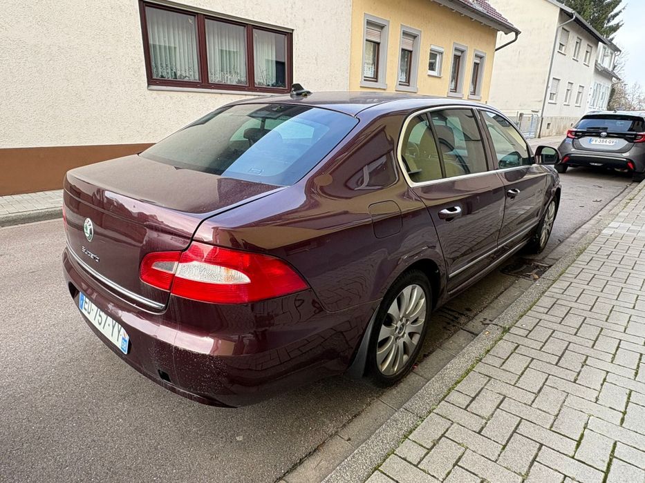 Vind skoda superb 20 tdi automata