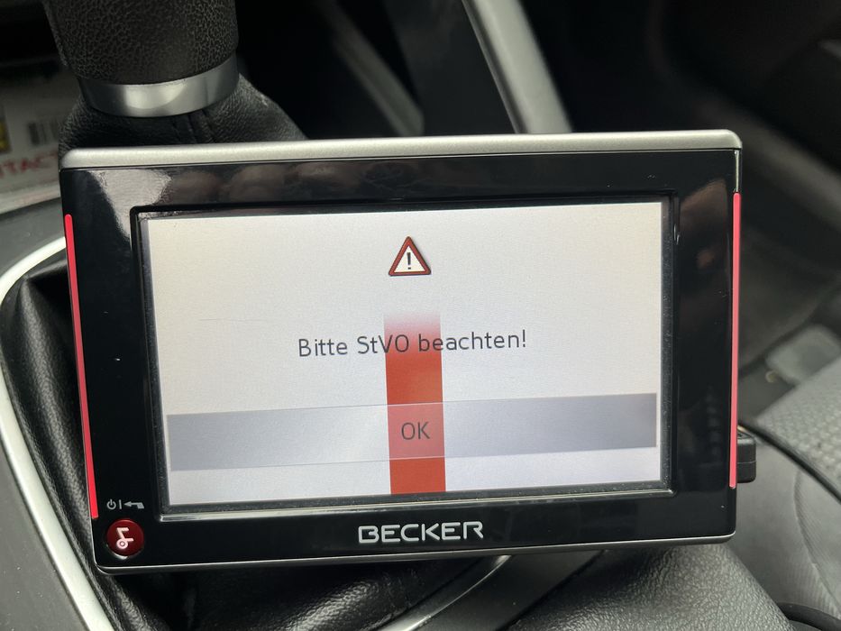 Продава навигация Becker