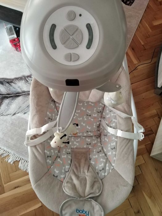 Бебешка електрическа люлка