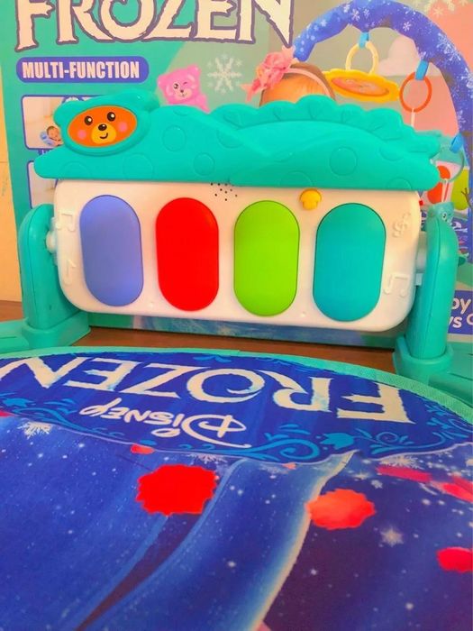 Развивающие коврик для малышей