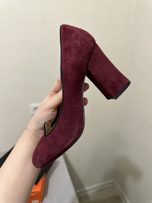 Туфли на каблуке