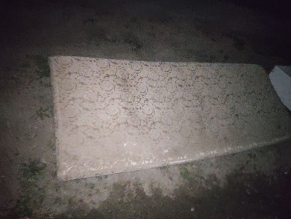 Отдам даром диван