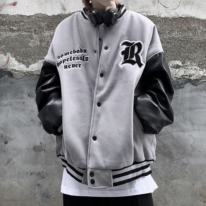 Модный бомбер размер M-L