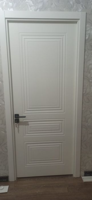 Установка МДФ дверей