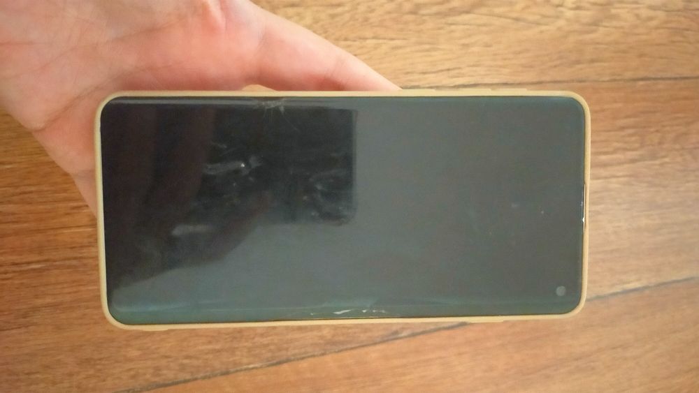Samsung s10 телефоны