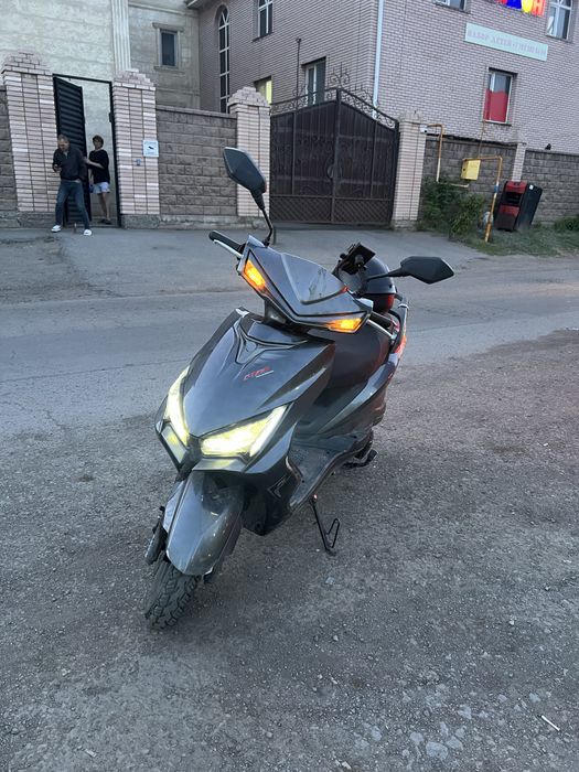 Мопед LiYa m8 pro 125 m3