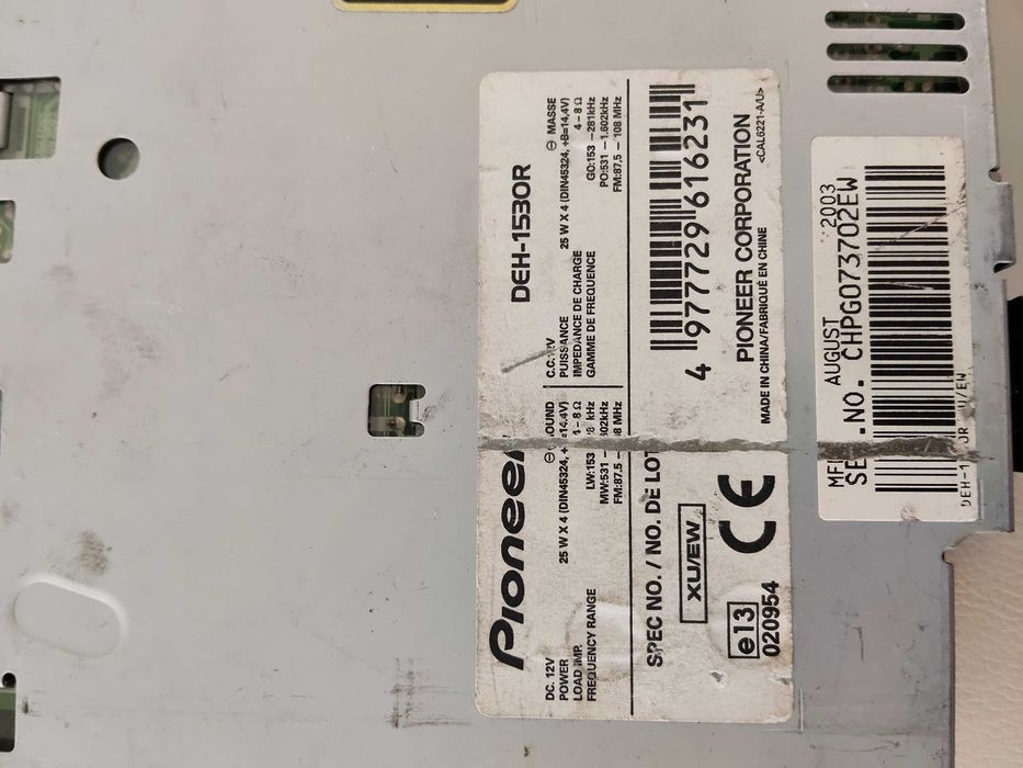 Pioneer model DEH 1530 R