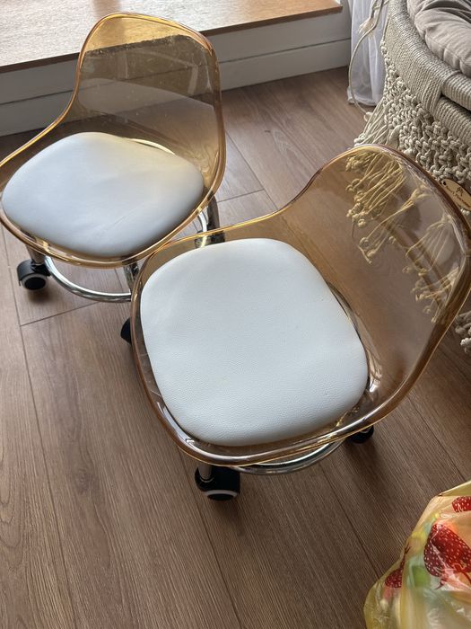 Детские стулья на колесах