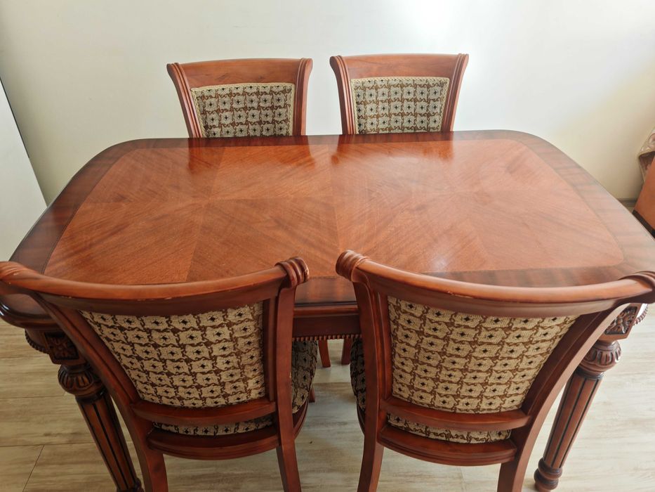 Комплект маса със столове масив УНИКАТ