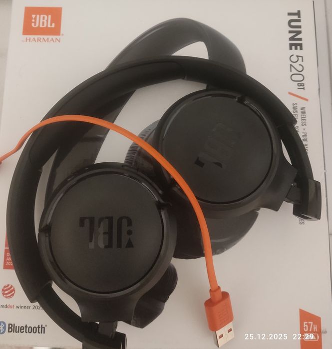 Наушники JBL TUNE 520 BT