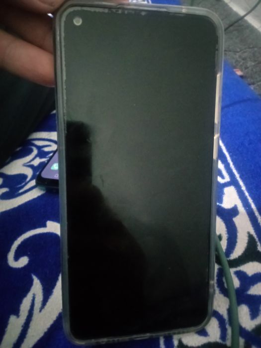 Redmi Note9. 4/64 xotira 350 ming