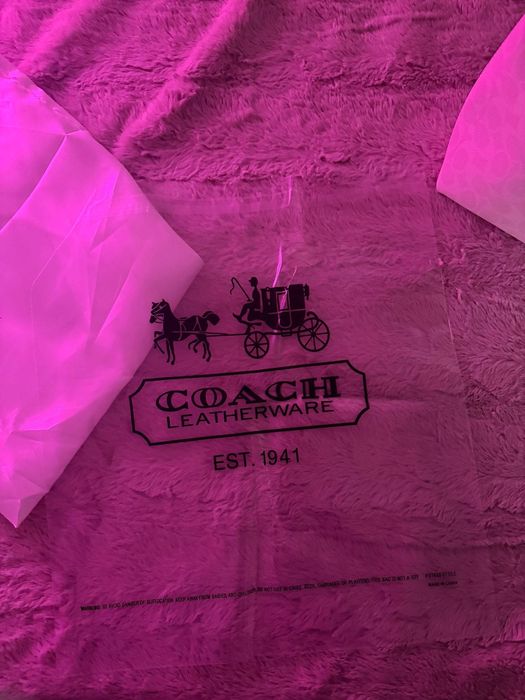 Дамска чанта Coach