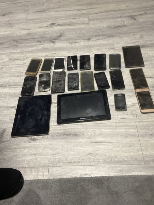Telefoane/tablete pentru piese