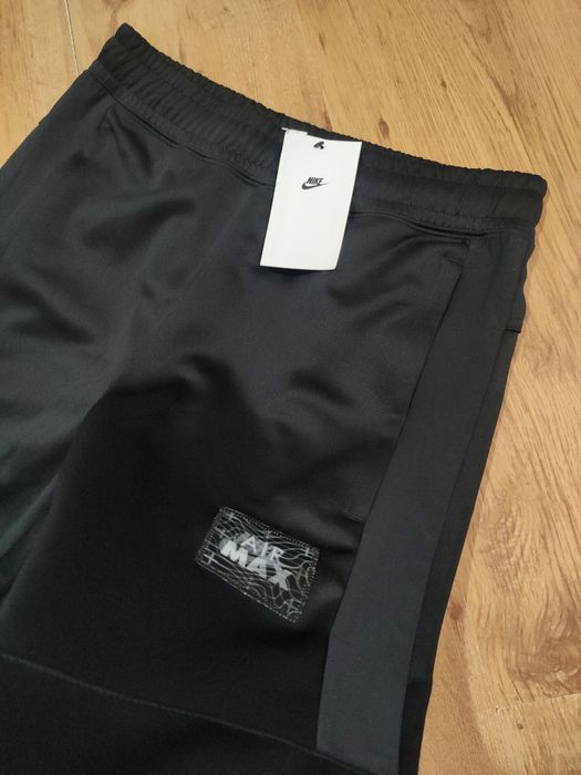 Pantaloni Nike Air Max mărimea S