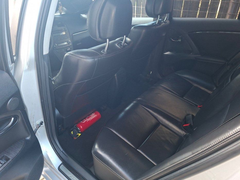 Toyota Avensis SW gri metalizat 1998cm d4d Business Edition 2009 BIXENON Piele, Cruise Control 245k km