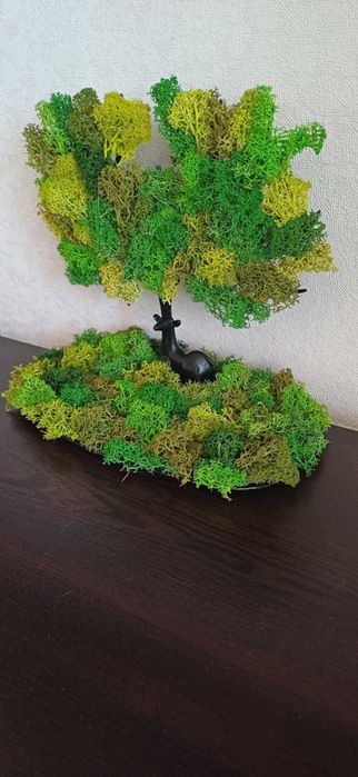 Ръчно изработена декорация "Елен" със скандинавски мъх