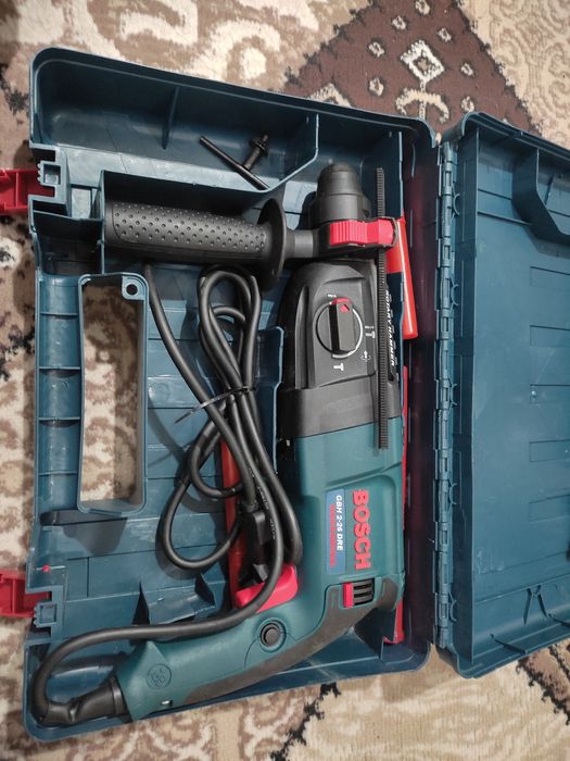 Перфоратор  Бош***