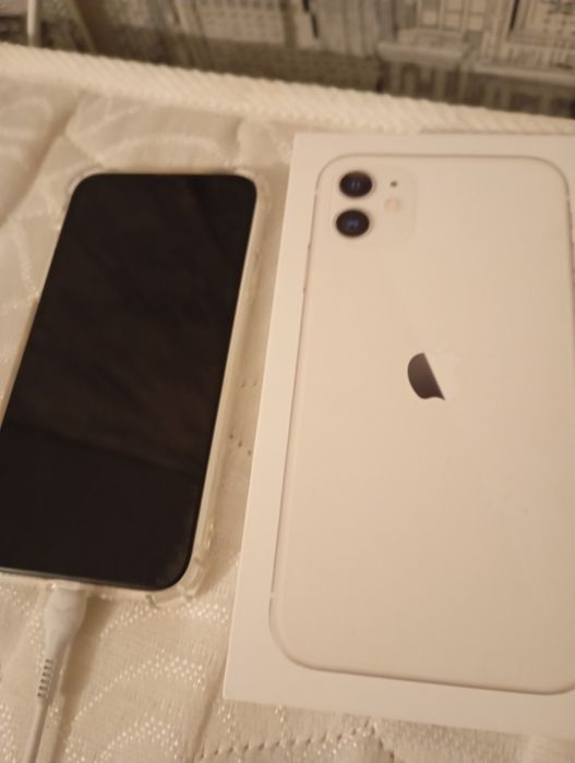 Iphone 11/  64gb