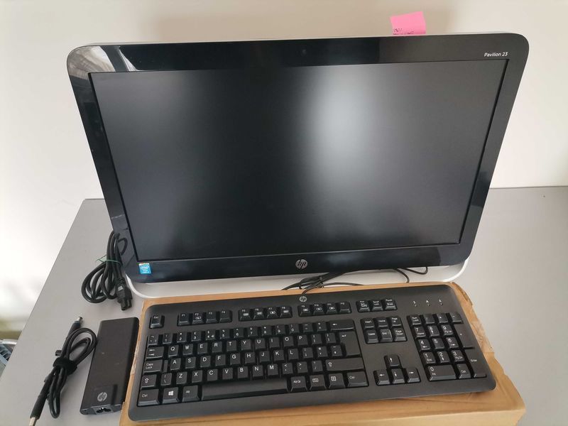 Настолен компютър - HP pavilion 23 / I3-4130