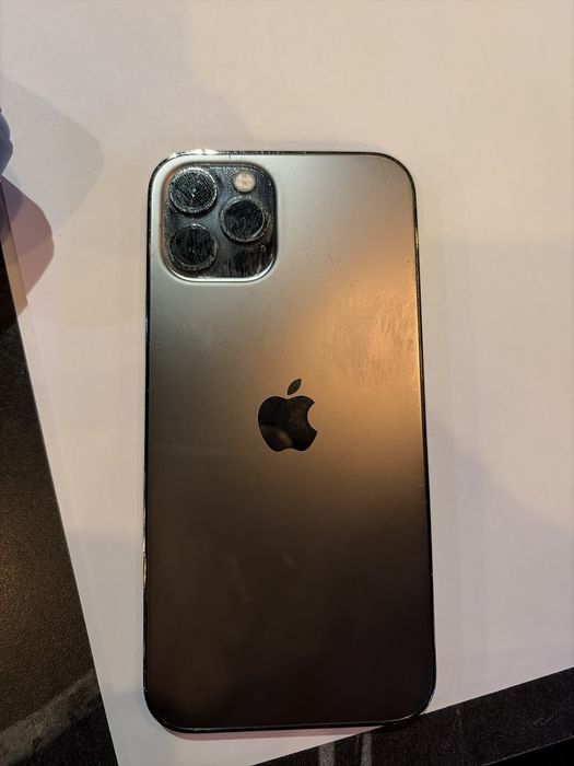 Продаю iphone 12 pro