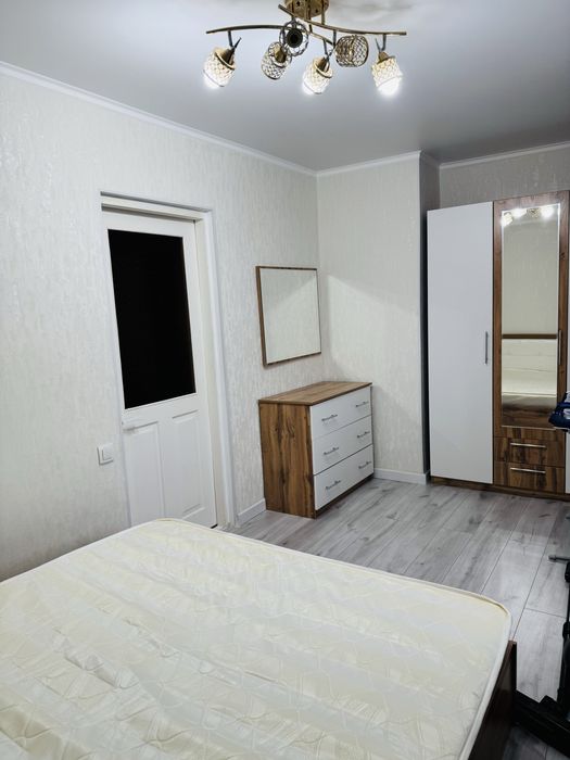 Сдам 2 комн квартиру в центре