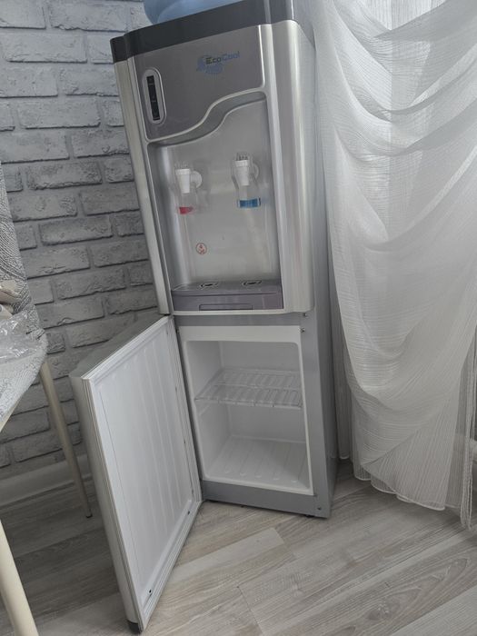 Продам кулер для воды